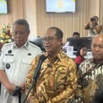 Dirjen AHU, Widodo, saat meresmikan peluncuran loket pelayanan Ditjen AHU di MPP Tangsel, Rabu (6/8). Foto: Andre Pradana/Tangselife