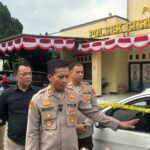 mobil meledak di cisauk