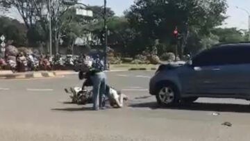 kecelakaan di boulevard bsd