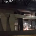 Medis asal tangsel pergoki yang membakar Halte TransJakarta Senen
