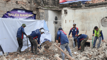 pemkot tangsel perbaiki rumah yang terdampak ledakan di pondok cabe