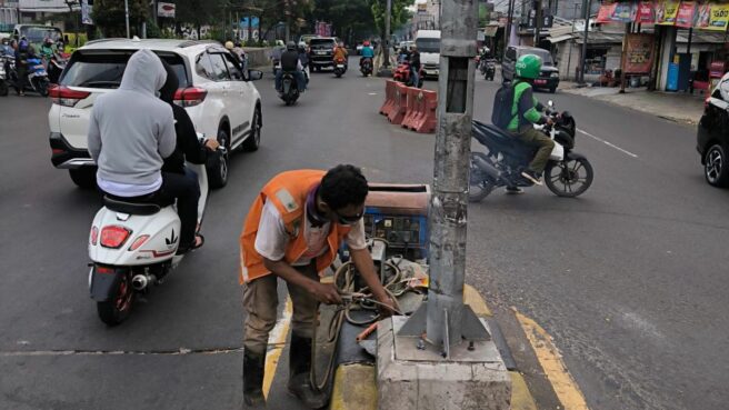 lampu lalu lintas di tangsel