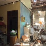 Kondisi dalam rumah warga yang hancur terdampak ledakan di Pondok Cabe Ilir, Pamulang, Kota Tangsel. Foto: Andre Pradana/Tangselife