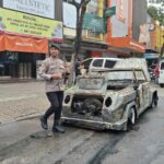 mobil pembawa pengantin