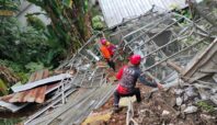 Longsor di Tangsel sebabkan rumah warga di Setu Rusak Foto: BPBD Tangsel