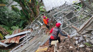 Longsor di Tangsel sebabkan rumah warga di Setu Rusak Foto: BPBD Tangsel