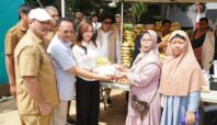 Ratusan Warga Serbu Gerakan Pangan Murah di Ciputat, Ada Beras, Minyak, hingga Sayur Dijual Terjangkau 1 gerakan pangan murah