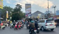 Situasi Simpang Duren yang ada di wilayah Ciputat saat sore hari. Foto: Andre Pradana/Tangselife
