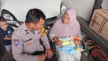 penemuan bayi perempuan