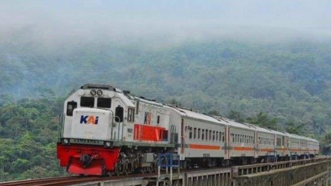 Diskon Tiket Kereta Nataru 2025/2026