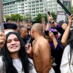 Personel Agak Laen Turun ke Jalan Berkostum Hantu Galang Donasi untuk Korban Bencana Sumatera