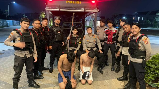 remaja bawa celurit di pondok aren