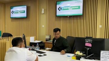 Suasana pelayanan pajak Bapenda Tangsel yang berada di Mall Pelayanan Publik (MPP) Cilenggang, Tangsel. Foto: Andre Pradana/Tangselife