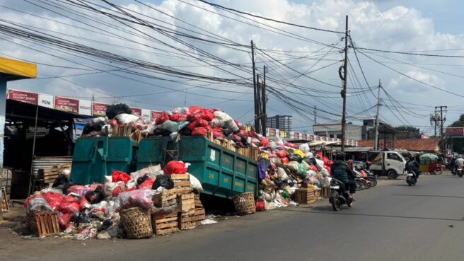 tumpukan sampah