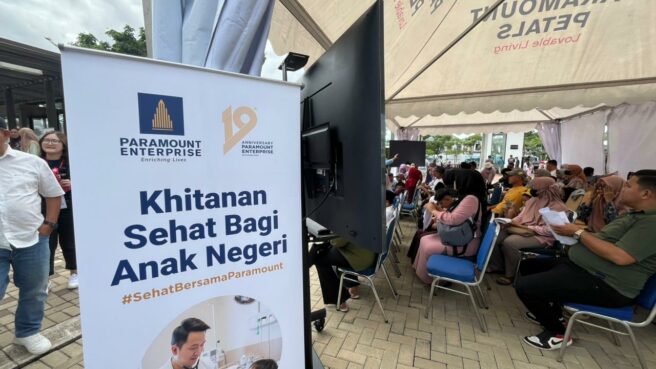 Khitanan Gratis Paramount Enterprise di Paramount Petals, Kabupaten Tangerang, Rabu 17 Desember 2025.
