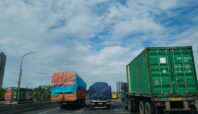 Pembatasan Truk di Tol Tangerang-Merak/Foto: Nadia Infotangerang.id