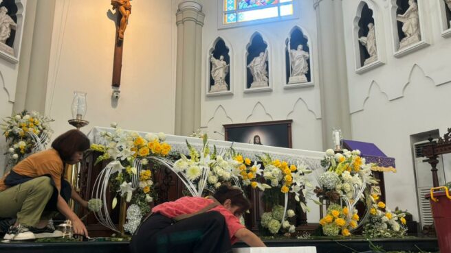 natal di gereja santo laurensius