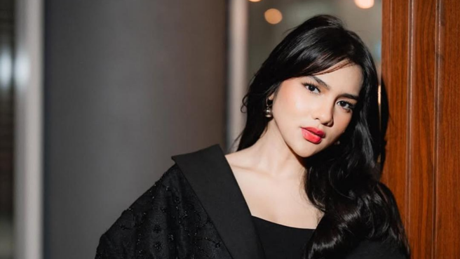 Davina Karamoy Terseret Isu Perselingkuhan, Perimbangkan Ambil Langkah Hukum: “Isunya Sudah Kelewatan” 1 Davina Karamoy