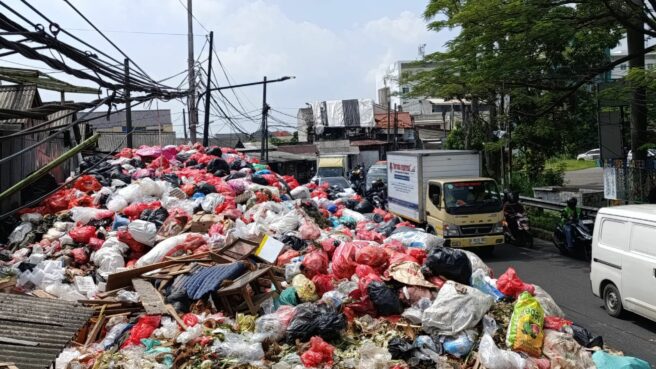 Pemkot Tangsel Akan Perpanjang Status Darurat Sampah Selama 2 Pekan 1 status darurat sampah