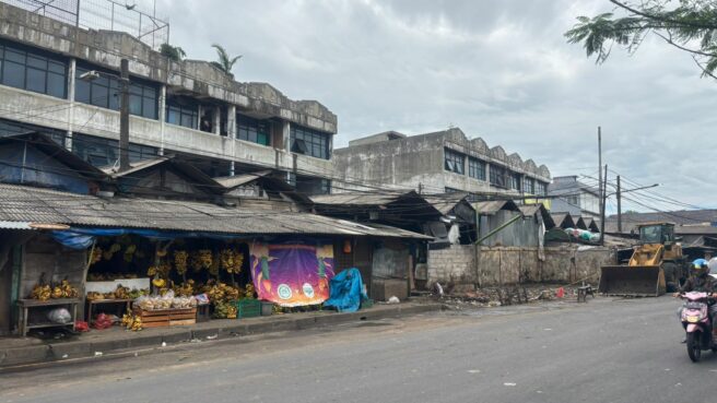 Tumpukan Sampah di Pasar Cimanggis Sudah Dibersihkan 1 tumpukan sampah