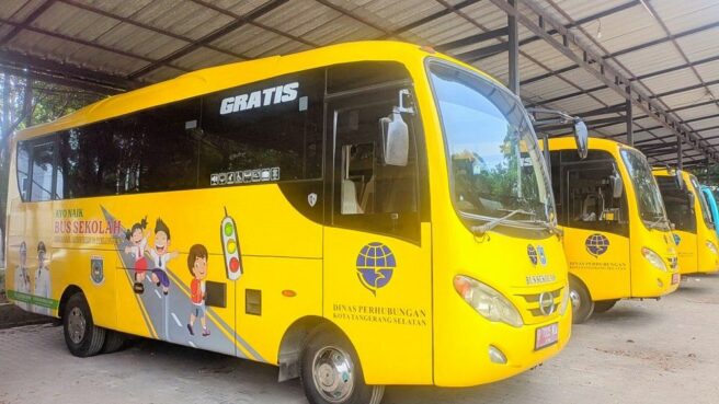 bus sekolah gratis