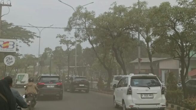 Viral Udara Serpong Diselimuti Abu Pekat, Diduga Akibat Kebocoran Pipa Pabrik 1 Udara di wilayah Ciater, Serpong, Kota Tangsel diselimuti abu pekat, Senin sore 16 Februari 2026. Foto: ist