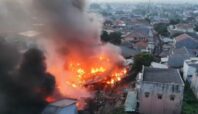 Kebakaran Empat Ruko Tekstil di Pondok Aren