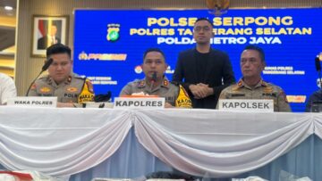 Kapolres Tangsel, AKBP Boy Jumalolo, saat memimpin ungkap kasus narkoba jenis sabu yang diungkap oleh Polsek Serpong, Kamis (5/2). Foto: Andre Pradana/Tangselife
