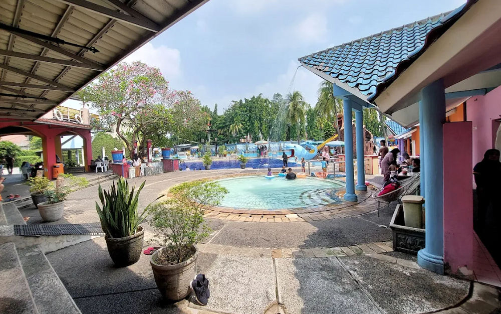 7 Kolam Renang Murah di Tangsel untuk Liburan Sekolah, Tiket Masuk Mulai Rp20 Ribuan 5 Screenshot 4230